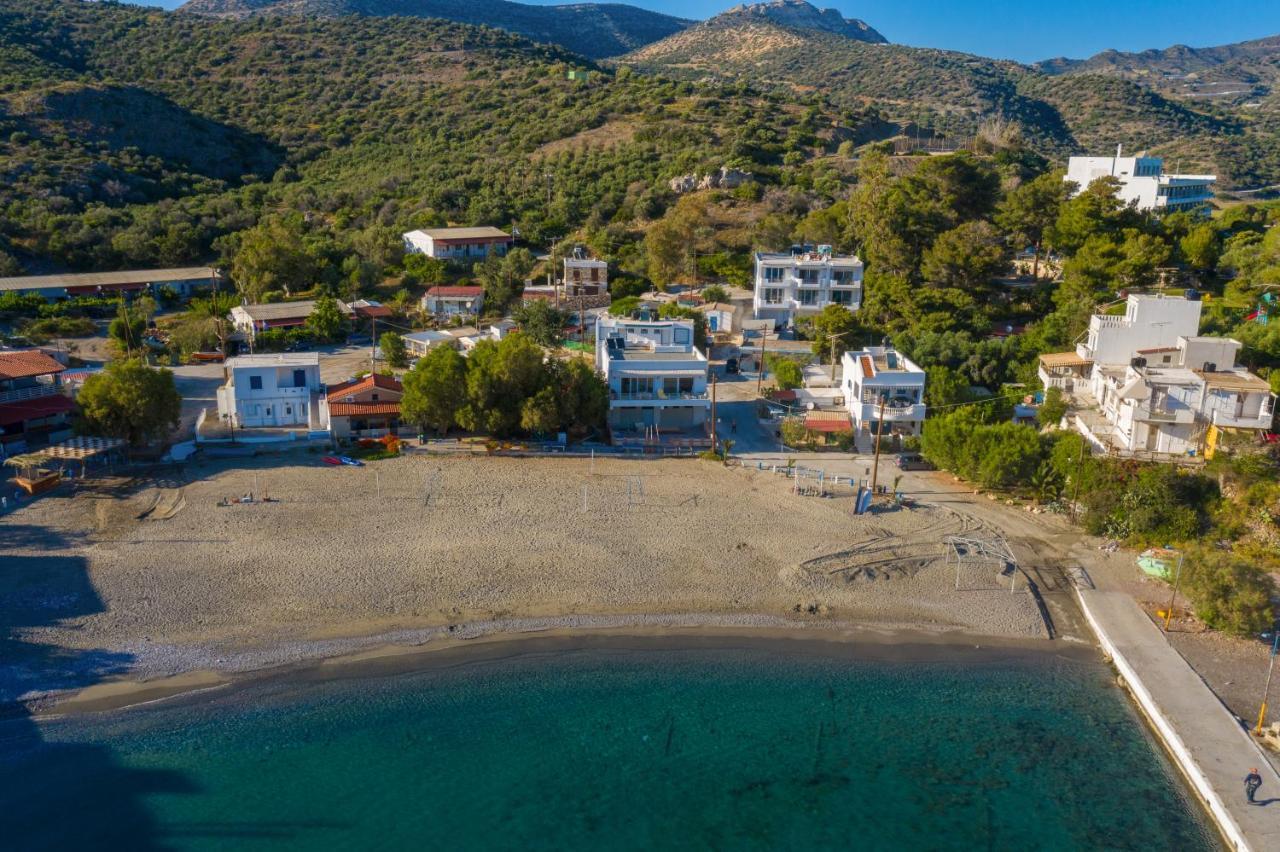 Beach Front Condo South Crete Kaloi Liménes Dış mekan fotoğraf